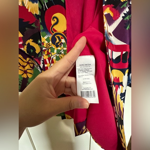 Blazer - Picture 4 of 4